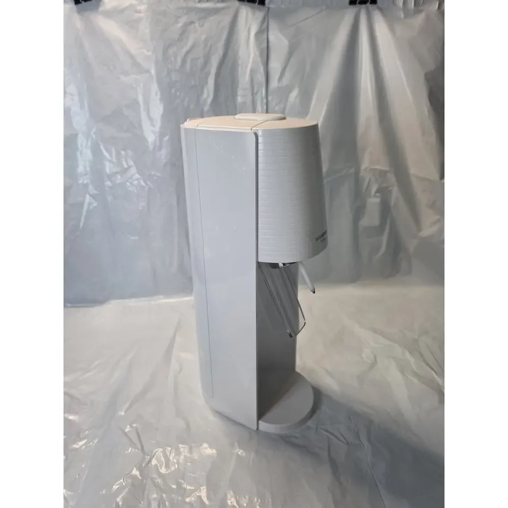 SodaStream Terra Sparkling Water Soda Fizz Maker White With CO2 Bottle Clean